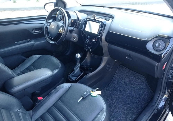 Peugeot 108 cena 24900 przebieg: 48000, rok produkcji 2017 z Szamotuły małe 232